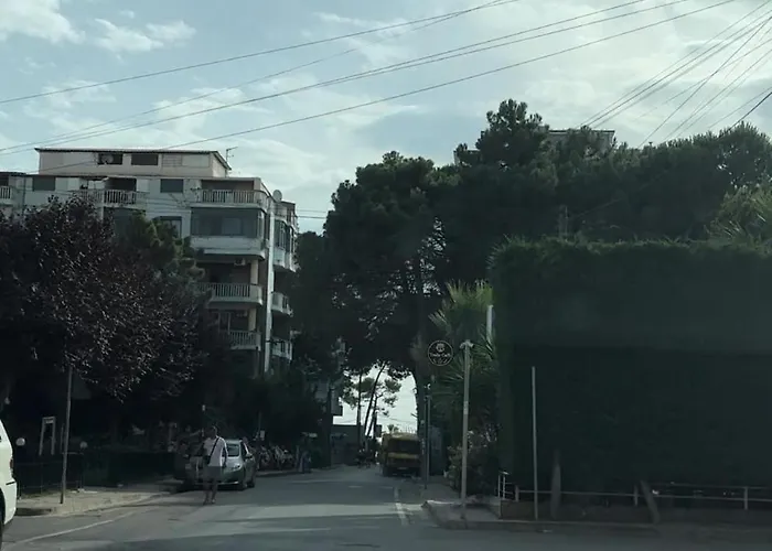 Apartment Jurxhen Durress 1 Minute Walking From Sea Durres