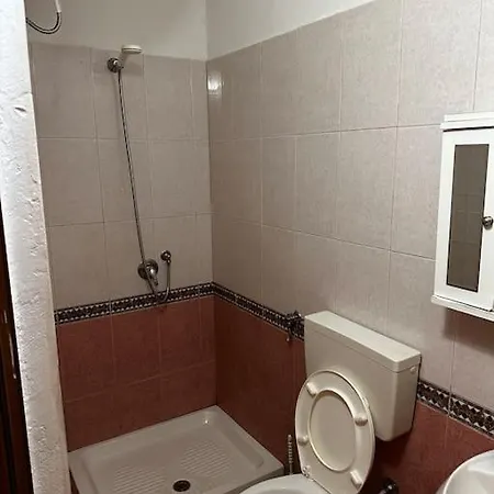 Jurxhen Durress 1 Minute Walking From Sea Durres