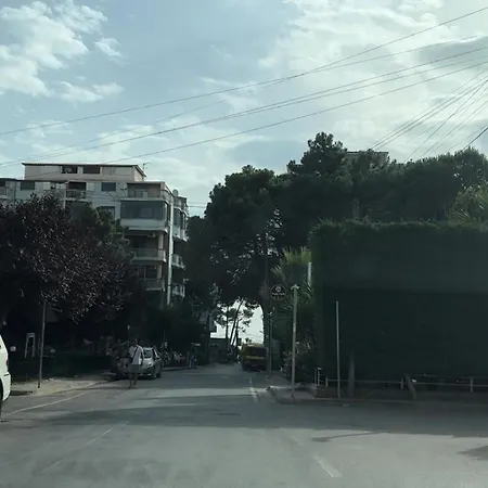 公寓 Jurxhen Durress 1 Minute Walking From Sea Durrës